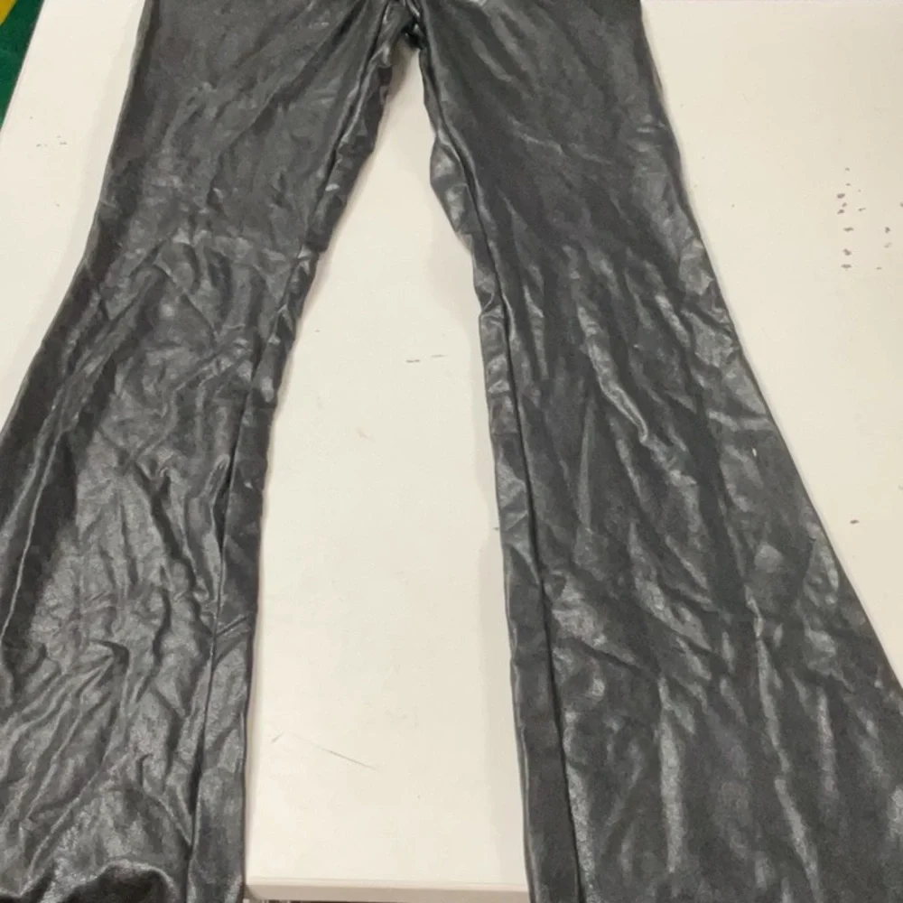 COMMANDO Faux Leather Flared Legging
U1-43 - Picture 5 of 7